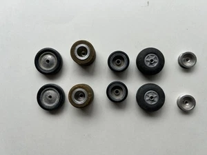 5 PAIR OF ASSORTED VINTAGE WHEELS some have tires, for parts/restoration #7 - Picture 1 of 2