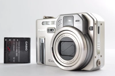 Casio Exilim EX-P600 silber 6,0-MP-Digitalkamera [Exc+5] Japan/1536A#9 - Bild 1 von 4