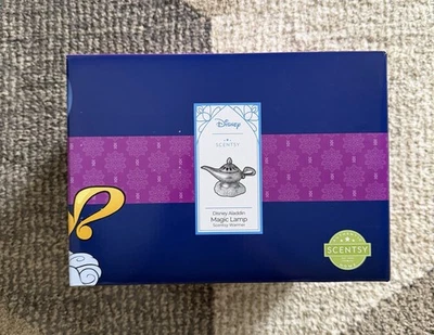 Calentador de lámpara mágico Scentsy Disney Aladdin nuevo en caja Foto 1 de 4