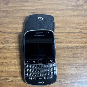 Smartphone BlackBerry Bold 9930 | RDU71CW | Negro -GSM 3G Qwerty Touch Usado - Imagen 1 de 10