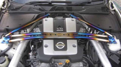 JDM TITANIO TITAN CARRERAS BARRA DE REFUERZO TORRE PUNTAL SUPERIOR DELANTERA PARA NISSAN 370Z RHD Foto 1 de 4