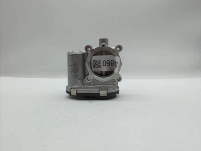 Mercedes-Benz C300 2015-2018 carrocería del acelerador WFX8B Foto 1 de 4