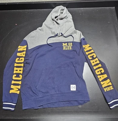 Victoria Secret Rosa Michigan Wolverines Pequeño Pequeño  Foto 1 de 4