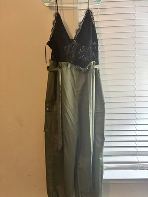 Mameluco de encaje Foto 1 de 3