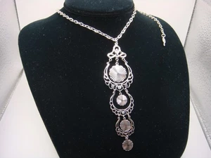 VINTAGE SARAH COVENTRY CHAIN NECKLACE ARTICULATED FILIGREE PENDANT ESTATE - Picture 1 of 11