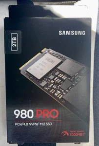 Samsung 980 Pro SSD 2TB PCle 4.0 NVMe M.2 Internal Solid State Drive Memory Card - Afbeelding 1 van 11