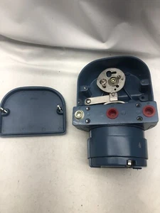 NEW  IMPERIAL  jamesbury neles PNEUMATIC VALVE POSITIONER / ACTUATOR L053 65101 - Picture 1 of 8