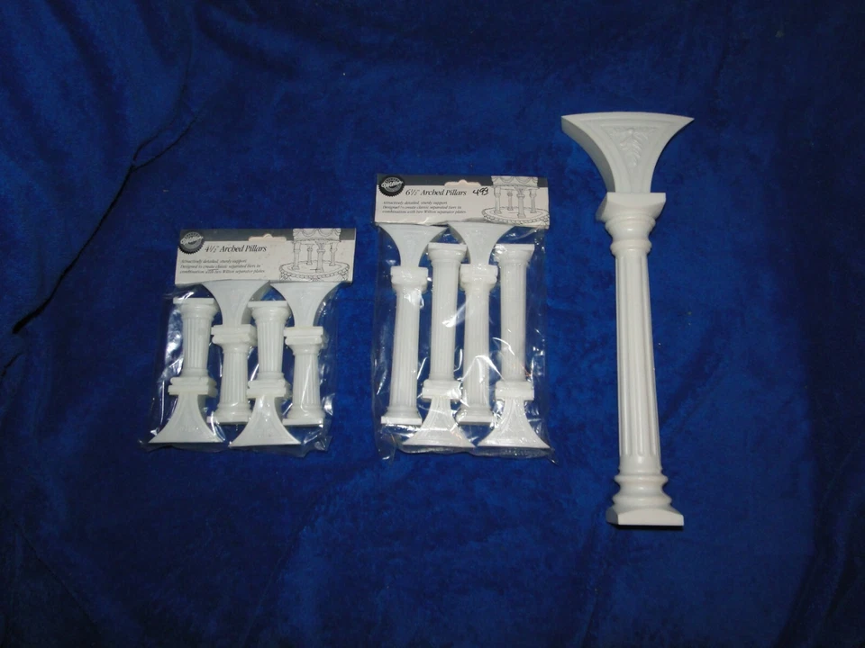 New in Package Wilton Arched Pillars,  4.5" pk of 4, 6.5 pk of.,13" pk 1. u pick - Image 1 of 1