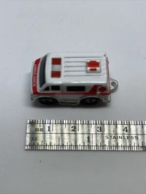 Ambulancia Chevy Van 1986 Galoob Micro Machines vintage años 70 blanca Foto 1 de 4