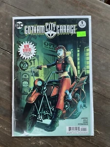 DC Comics Gotham City Garage Comic book #1 Dec 2017 preowned - Picture 1 of 1