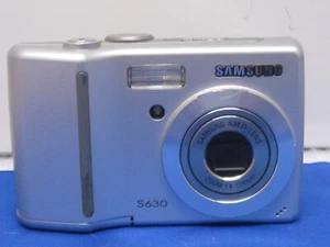SAMSUNG S630 Silver 6MP For Parts or Repair Not working - Picture 1 of 4