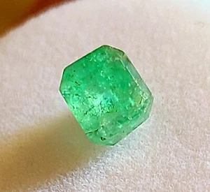 EMERALD 1.09 CT NATURAL COLOMBIAN EMERALD LOOSE STONE GEMSTONE 6.06 X 5.41 mm - Picture 1 of 8