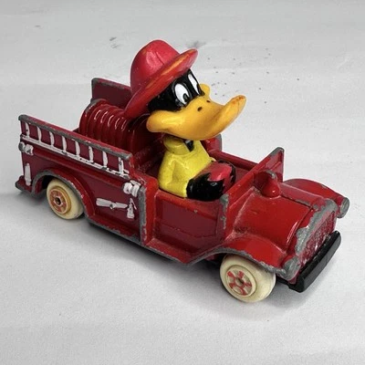 复古 Ertl Looney Tunes 红色 Daffy Duck 消防引擎压铸 1988 — 第 1/4 张图片