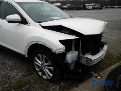 Guardabarros delantero derecho blanco Mazda CX-9 2007-2014 TD1152110E 3233 Foto 1 de 4