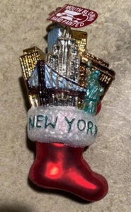 Pinnacle Peak Trading Company Nueva York Medias de Navidad Boca Soplada Adorno - Imagen 1 de 10