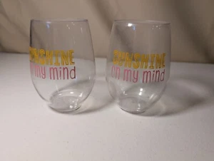 Lot of 2 Plastic Stemless Wine Faux Glass Tumblers - "Sunshine on My Mind" Cups - Picture 1 of 1