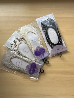 Paquete de 4 calcetines invisibles de ballet de encaje sin mostrar Foto 1 de 4