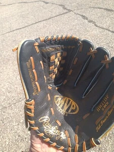 Baseball Glove Rawlings HW11BF  used very little. Gold Glove. RH throw Fast ship - Picture 1 of 6