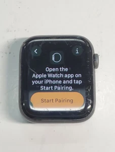 Apple Watch Series 4 44mm A1978 16GB GPS Space Black Stainless Steel - Read - Picture 1 of 11