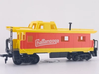 *READ* Tyco HO Scale Chattanooga Caboose Car Model Railroad Train Rolling Stock - Image 1 of 4