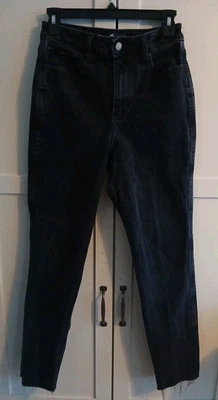 hollister black jeans Highrise Mom Jean , Cropped Size 26 - Image 1 of 4