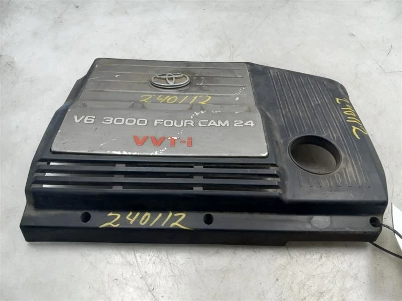 Toyota Highlander 2001 3,0 L 6 cilindros cubierta del motor  Foto 1 de 4