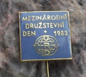1983 URD Trade Union International National Workers Party Holiday Pin Badge - Picture 1 of 2