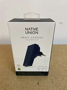 Native Union International Smart Charger (Dual USB) for UK/EU/US - Marine Fabric - Picture 1 of 5