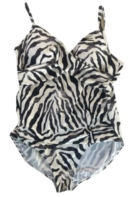 Traje de baño Jantzen Safari Surplice negro blanco de una pieza talla 14 $89 nuevo con etiquetas💚 Foto 1 de 4