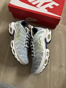 Nike TN Air Max Plus Size UK 7 Wave Grid Pebble Grey Lime - HV6227-001 π¦ - Picture 1 of 7