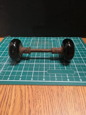 复古黑色瓷制门把手,一对带原装螺丝和门轴 — 第 1/3 张图片