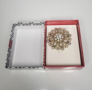 Vintage Jaclyn Smith Rhinestone Brooch Silver Tone Pin Jewelry 2” - Picture 1 of 3