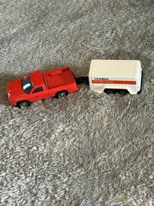 Maisto Dodge Dakota With Uhaul Camper 1:64 Scale - Picture 1 of 4