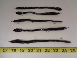 Lot of 5 Vintage Yakima Bait Company Charley's 8" Fishing Worm Snagless Black GS - Picture 1 of 6