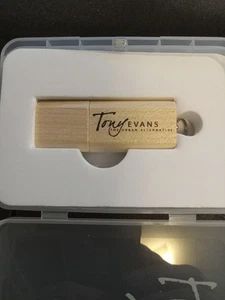 Tony Evans Flash Drive, Top 40 Predigten, Mp3 Format, Urban Alternatives Flash... - Bild 1 von 3