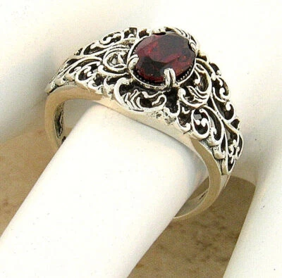 GENUINE GARNET 925 STERLING SILVER SOLITAIRE VICTORIAN STYLE FILIGREE RING  865X - Image 1 of 3