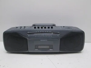 Magnavox Cassette/Tuner Portable AQ5120 - Photo 1/4