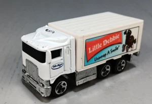 1991 Hot Wheels Little Debbie Snacks Highway Hauler Truck - Picture 1 of 4