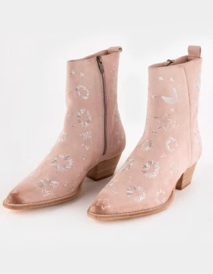 Free People Bowers Light Pink Suede Star Embroidered Western Zip Bootie NEW 38.5 - Image 1 of 4