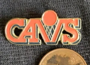 Cleveland Cavaliers 1980s Old Logo Basketball Orange Pin - Picture 1 of 2