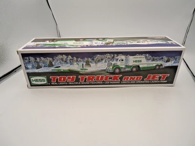 Camión de juguete Hess 2010 gasolinera con jet nuevo en paquete Foto 1 de 4