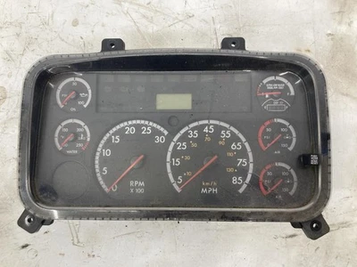Cuadro de instrumentos velocímetro Freightliner M2 106 2011-2015 - usado Foto 1 de 4
