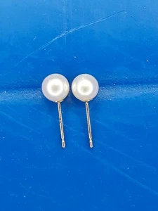 Pair of 14K Solid Yellow Gold Posts & 5 mm Pearl Stud Earrings - Picture 1 of 3