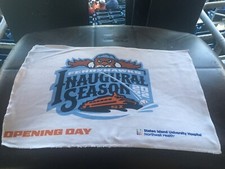 STATEN ISLAND FERRYHAWKS Inaugural Season Rally Towel Yankees Ferry Hawks SGA