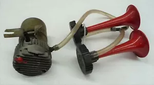 Ferrari Lamborghini Maserati Fiamm Dual Air Horn 12V MC/2 Tipo Serie "2000" OEM - Picture 1 of 9