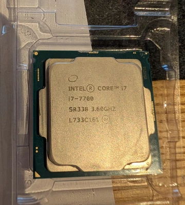 Intel Core i7 7700 SR338 LGA1151 3.6 - 4.2 GHz CPU Processor Quad Core Kaby Lake - Image 1 of 2