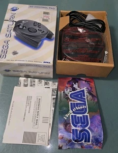 NUEVO ABIERTO Sega Saturn 3D Controller Pad Negro, Versión EE. UU., MK-80117 - Imagen 1 de 4
