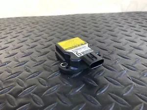 LEXUS 14-16 IS200T SPEED SENSOR YAW RATE SENSOR 89183-48020 40K OEM - Picture 1 of 3