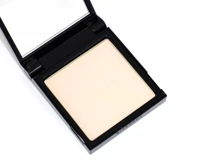 Givenchy Matissime Absolute Matte Finish Powder Foundation SPF20 - 11 Mat Ivory - Image 1 of 3