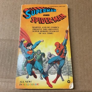 SUPERMAN und Spider-Man Taschenbuch Warner DC Marvel Erstdruck  - Bild 1 von 3